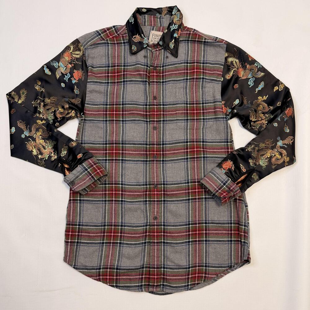 Furst Of A Kind Shirt Womens Medium Gray Plaid Dragon Sleeve Flannel Top